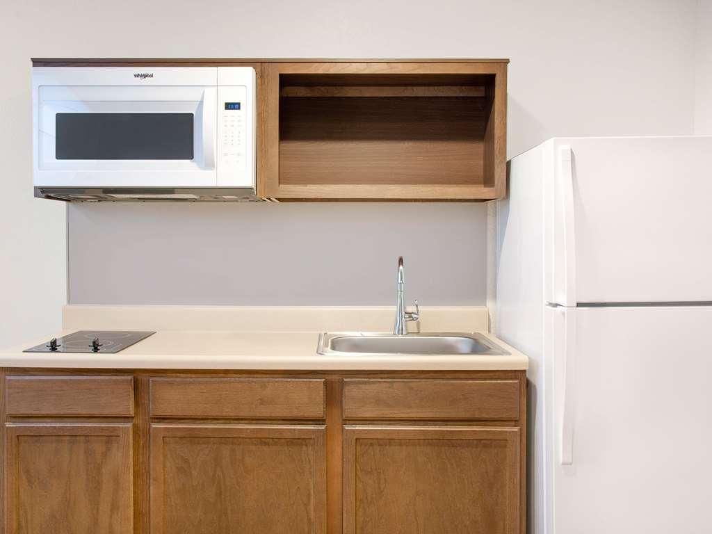 Extended Stay America Select Suites - Charlotte - Northlake Шарлотт Номер фото